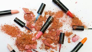 cosmetice, make-up, substante periculoase, cancer 