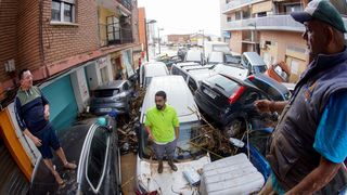 Trei rom&acirc;ni din Spania, găsiți morți &icirc;ntr-un garaj