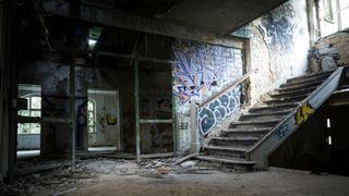 cladiri abandonate, teren parasit, slatina, impozite 