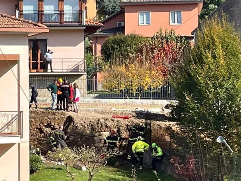 muncitor roman mort, italia, santier 