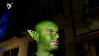 VIDEO &bdquo;Ne &icirc;nv&acirc;rtim de la un bar la altul&rdquo;. Petreceri &bdquo;de groază&rdquo; &icirc;n centrul Bucureștiului