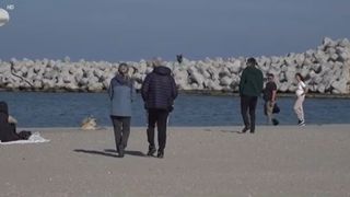 VIDEO La plajă în luna noiembrie
