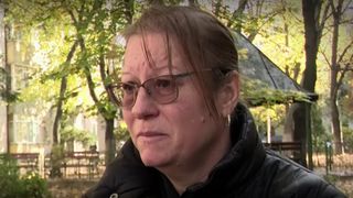 VIDEO Medicii au trimis-o acasă, dar bătr&acirc;na de 70 de ani a murit c&acirc;teva minute mai t&acirc;rziu, chiar &icirc;n fața spitalului: &bdquo;A ieșit fără suflare,&nbsp;mai rău dec&acirc;t a intrat&rdquo;