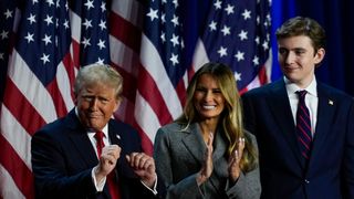 VIDEO „A jucat, pe alocuri, rolul unui actor de la Hollywood”. Cum i-a impresionat Donald Trump pe americani?