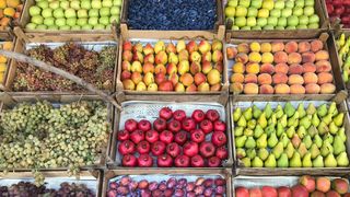 Fructul de toamnă care &icirc;ngrașă la fel de tare ca p&acirc;inea. Mulți rom&acirc;ni &icirc;l măn&acirc;ncă foarte des