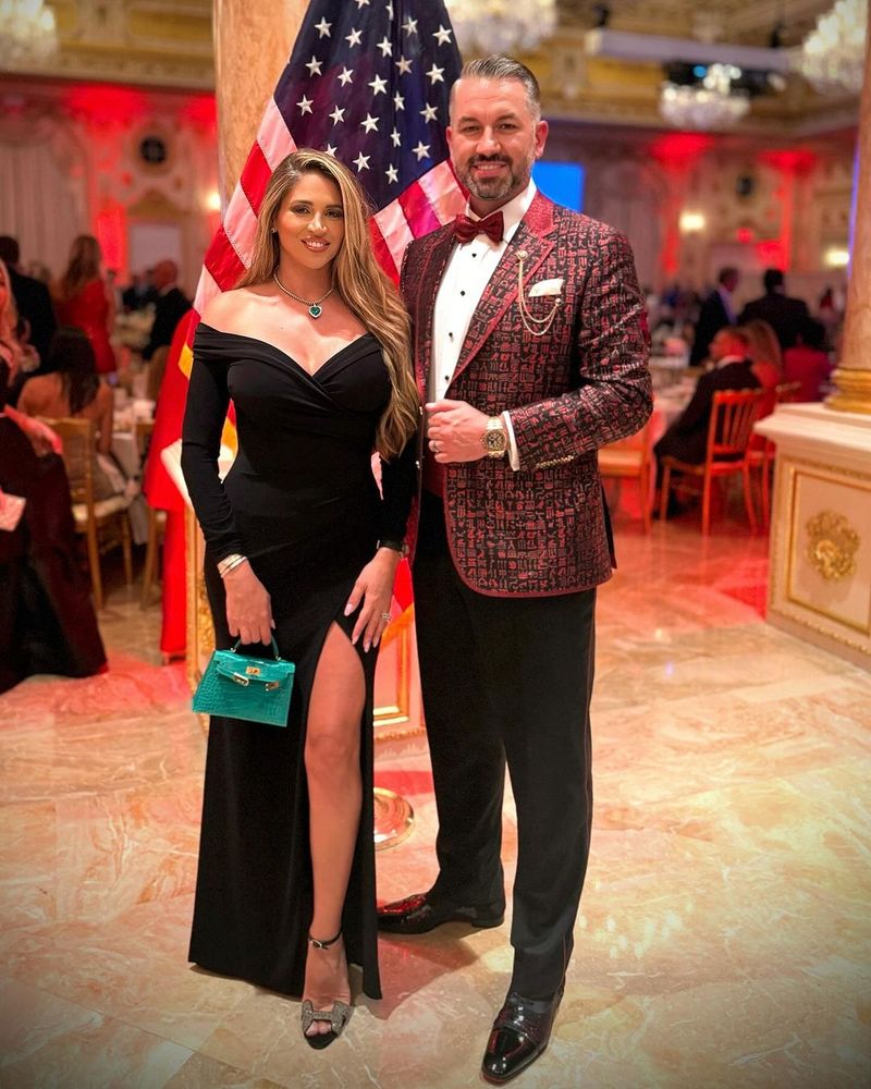 Dragoș Sprînceană, alături de soția sa la Mar-a-Lago