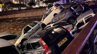 VIDEO Noi inundații &icirc;n Spania. Străzi măturate de puhoaie uriașe