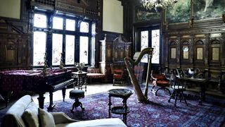 Castelul Peleș, &icirc;n centrul unui scandal legat de rev&acirc;nzarea biletelor de intrare. 