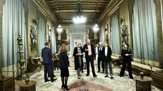 Castelul Peleș, &icirc;n centrul unui scandal legat de rev&acirc;nzarea biletelor de intrare. 