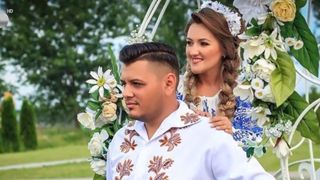 VIDEO &bdquo;A fost foarte ușor, distractiv nu mai spun&rdquo;. &bdquo;Ciocolata Dubai&rdquo;, melodia care a cucerit internetul