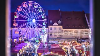 La ce oră se aprind luminițele de Crăciun în Sibiu în 2024? Tot în aceeași zi se deschide și Târgul de Crăciun