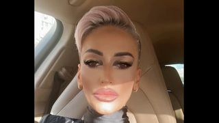 De ce este supranumită Gabriela Lucuţar "Regina Întunericului" 