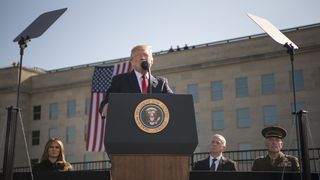 Trump plănuiește concedieri la Pentagon, după ce a discutat cu Biden despre războiul din Ucraina și cel din Orientul Mijlociu
