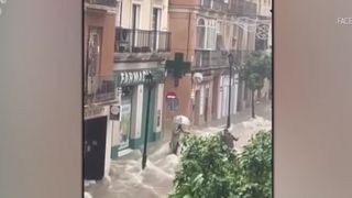 VIDEO A plouat într-o oră, cât într-o lună. Potopul a făcut prăpăd în Malaga