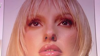 VIDEO &bdquo;Am ales opt piese&rdquo;. Alexandra Stan, un nou album emoționant