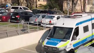 VIDEO &bdquo;Sunt mai mult consumatori dec&acirc;t traficanți&rdquo;. Legea tăcerii &icirc;n cazul substanțelor stupefiante din școală