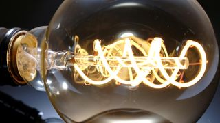 Facturi cu 40% mai mici pentru milioane de români