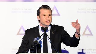 Pete Hegseth, opțiunea lui Donald Trump pentru Departamentul Apărării, este acuzat de agresiune sexuală. Ar fi profitat de o femeie într-o cameră de hotel