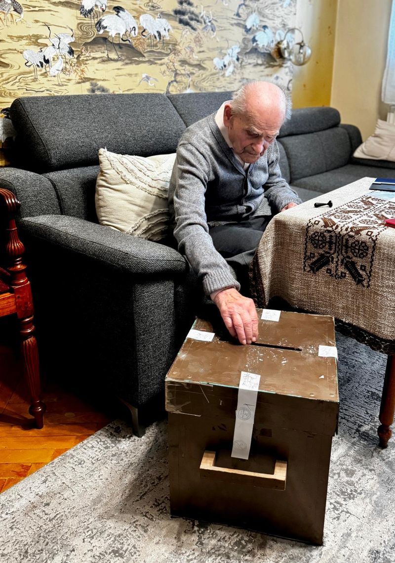 alegeri prezidentiale 2024, urna mobila, veteran de razboi 