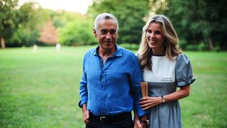 Cine este Cristela Georgescu, soția lui Călin Georgescu. C&acirc;t costă cursurile "holistice" de sănătate naturală și nutriție ale fostei banchere