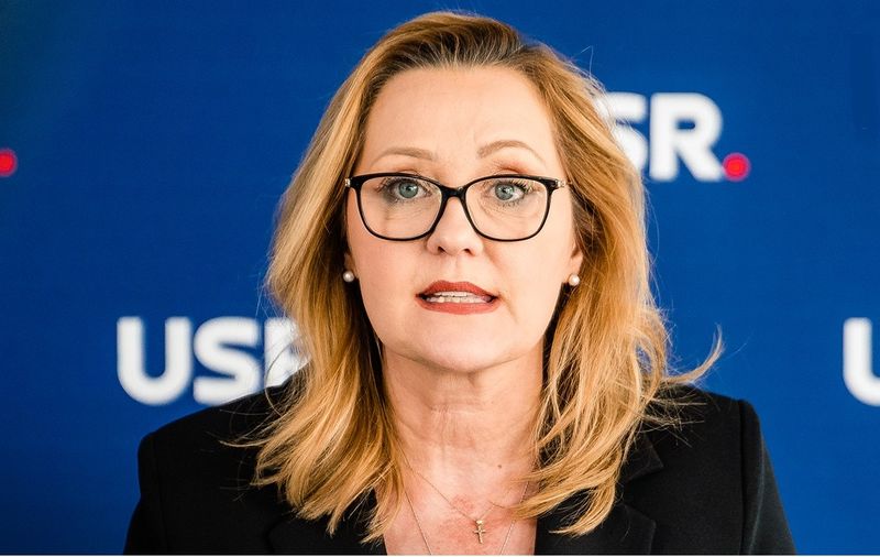 Elena Lasconi, depășită de Călin Georgescu în orașul ei natal