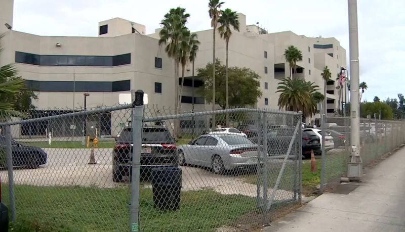 criminali, inchosoare sua, florida, femeie insarcinata 