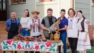 S&acirc;mbătă, de la ora 14:45, &icirc;n &rdquo;ROventura&rdquo;, Țara Zarandului, tăr&acirc;mul de basm dintre colinele Munților Apuseni