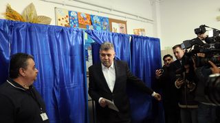 Marcel Ciolacu a anunțat că se retrage din cursa pentru preşedinţia Rom&acirc;niei, indiferent de rezultatul renumărării voturilor