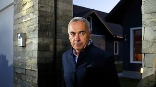 A lucrat sau nu Călin Georgescu la ONU? Inadvertențele din CV-ul candidatului la președinția României