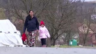 VIDEO Bara, satul uitat al României. Populația țării este în continuă scădere, iar datele demografice sunt dramatice