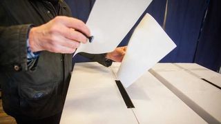 Votul la alegerile parlamentare a &icirc;nceput &icirc;n diaspora