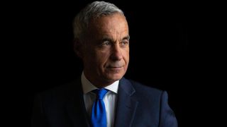 Călin Georgescu, prima reacție după ce a ieșit de la urne: „Am votat pentru pace, nu pentru război”