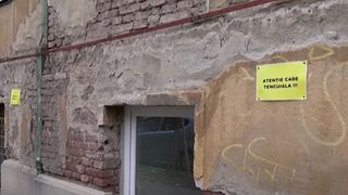 VIDEO Maternitatea Odobescu, veche de peste 100 de ani, se dăr&acirc;mă sub ochii gravidelor. Ce spune conducerea: &bdquo;Am decis să sistăm pe o perioadă activitatea&rdquo;