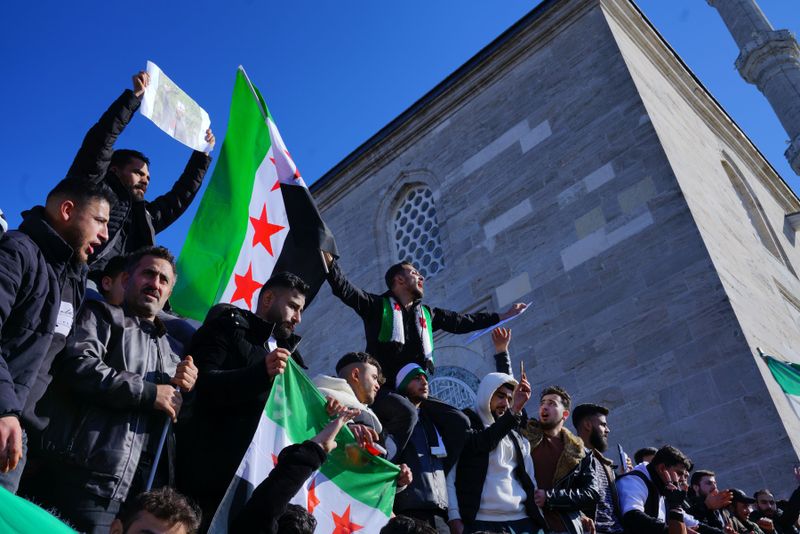 Sirienii din Turcia sărbătoresc căderea regimului Assad și eliberarea Damascului