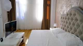 Joburi cool pentru tineri care să fie și bine plătite? Descoperă-le de aici! 