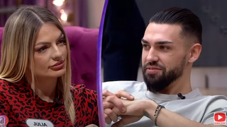 „Mă bucur!” Julia și Daniel, din ce în ce mai apropiați! Noul concurent vrea deja un date