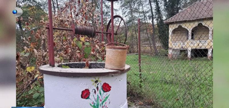 Dă culoare fântânilor din sat