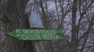 Dă culoare f&acirc;nt&acirc;nilor din sat