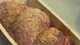 VIDEO „Mi se pare că seamănă foarte mult”. Delicii fără gluten pentru sărbători