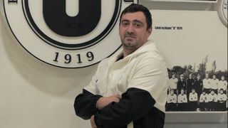 Celebru antrenor, mort după ce a traversat printr-un loc nepermis. Avea doar 36 de ani și doi copii mici: "A plecat prematur dintre noi. Dumnezeu să îl odihnească"