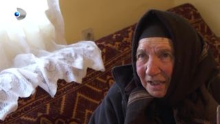 Bătr&acirc;nă și singură &icirc;și caută dreptatea