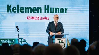 Kelemen Hunor: "Președintele Senatului va prelua atribuțiile președintelui" Liderul UDMR vrea un candidat comun și alegeri prezidențiale cât mai curând