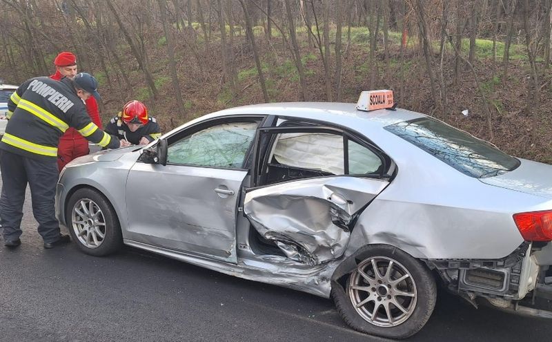 accident mehedinti, carambol, raniti  