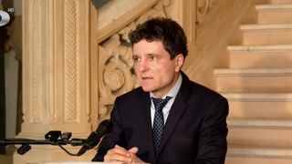 VIDEO &bdquo;Este nevoie de o schimbare fundamentală&rdquo;. Nicușor Dan candidează la prezidențiale