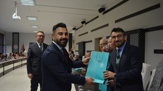 Se clădesc punți ale Limbii și Culturii