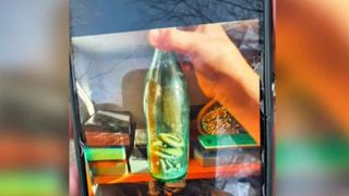 VIDEO Alertă misterioasă la o școală din Iași. Trei copii s-ar fi intoxicat &icirc;n laboratorul de chimie 