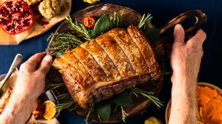 Cum recunoști carnea veche c&acirc;nd faci cumpărături pentru masa de Crăciun