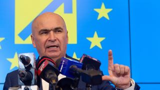 Ce se va întâmpla cu pensiile și salariile românilor în 2025. Ilie Bolojan: „Orice om raţional trebuie să ia măsuri”