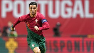 VIDEO Cristiano Ronaldo a încercat apa înghețată din Laponia. Imagini senzaționale cu celebrul fotbalist