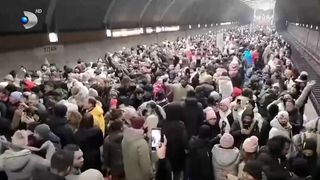 VIDEO Bucuria nepalezilor de Revelion